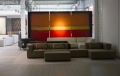 Showroom Adriana Furniture - nastroje wykreowane światłem i grafikami - zdjęcie 3
